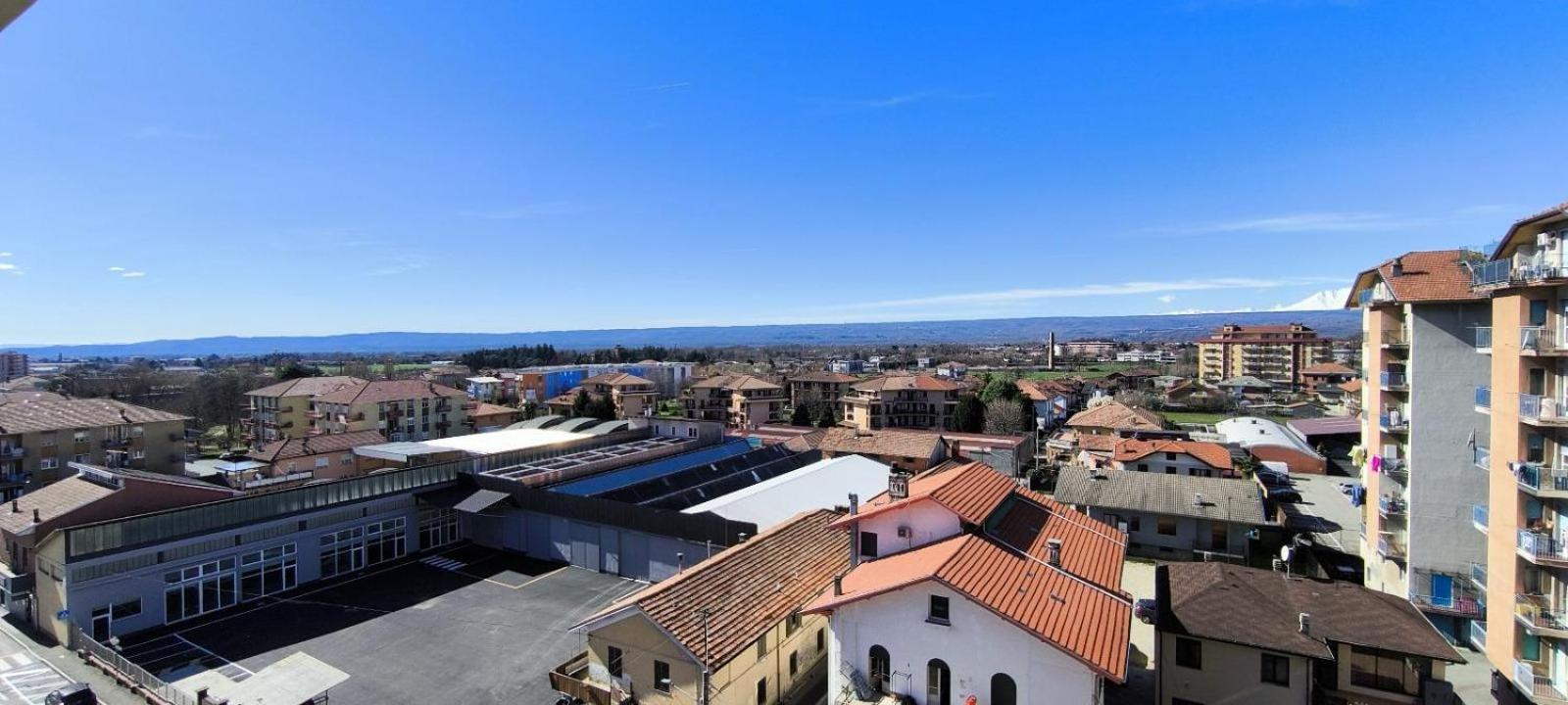 Sky Top Apartment Biella Gaglianico Exterior foto